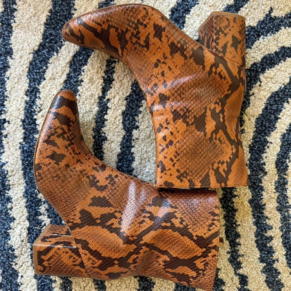 Snake Print Patterned Ankle Boots - Picture 1 of 3